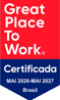 Selo retangular da Tecnogera, vermelho e azul, "Great Place To Work" e "Certificada MAI 2026-MAI 2027 Brasil".